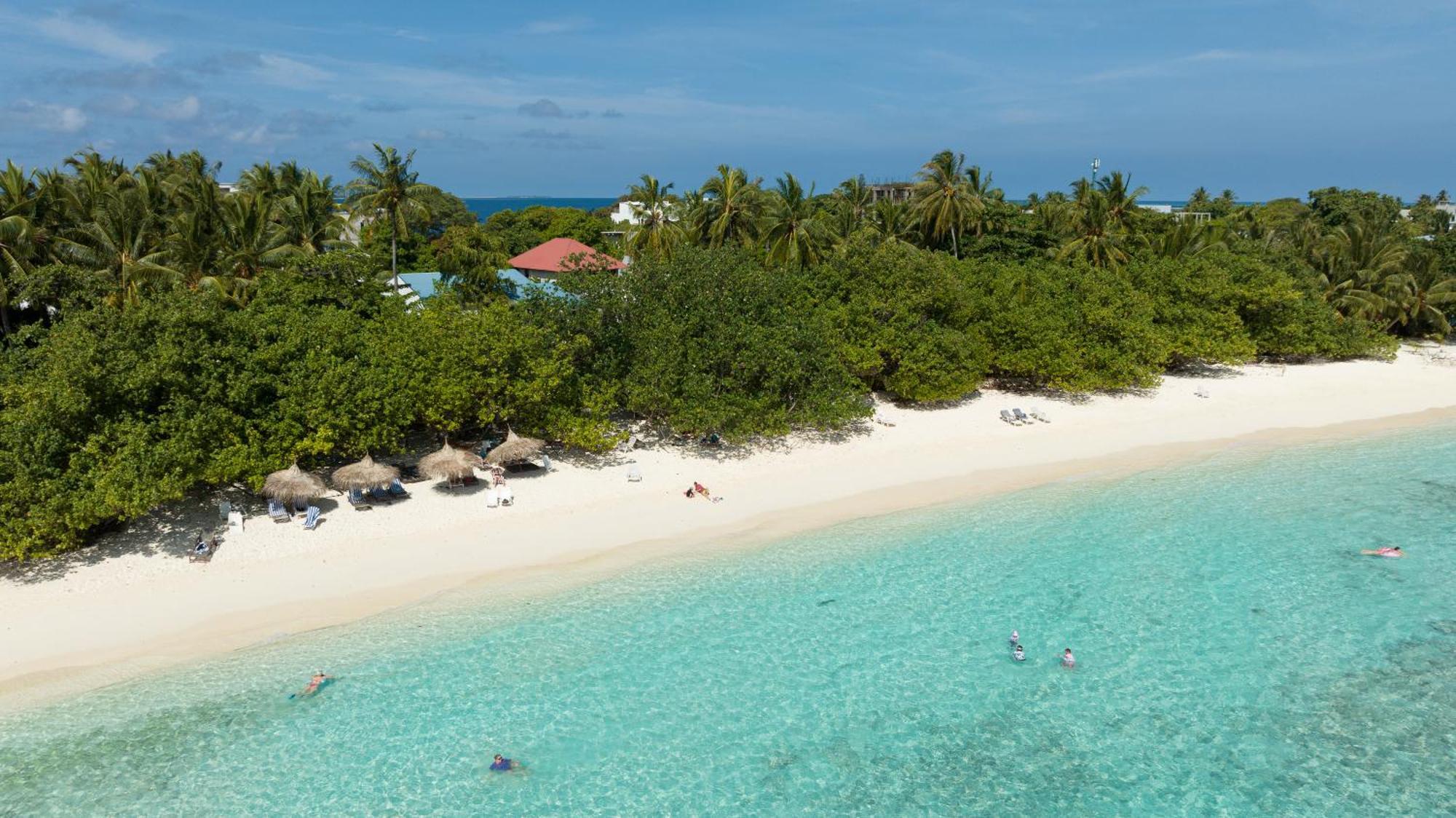 Ostrov Beach Ukulhas Exteriör bild