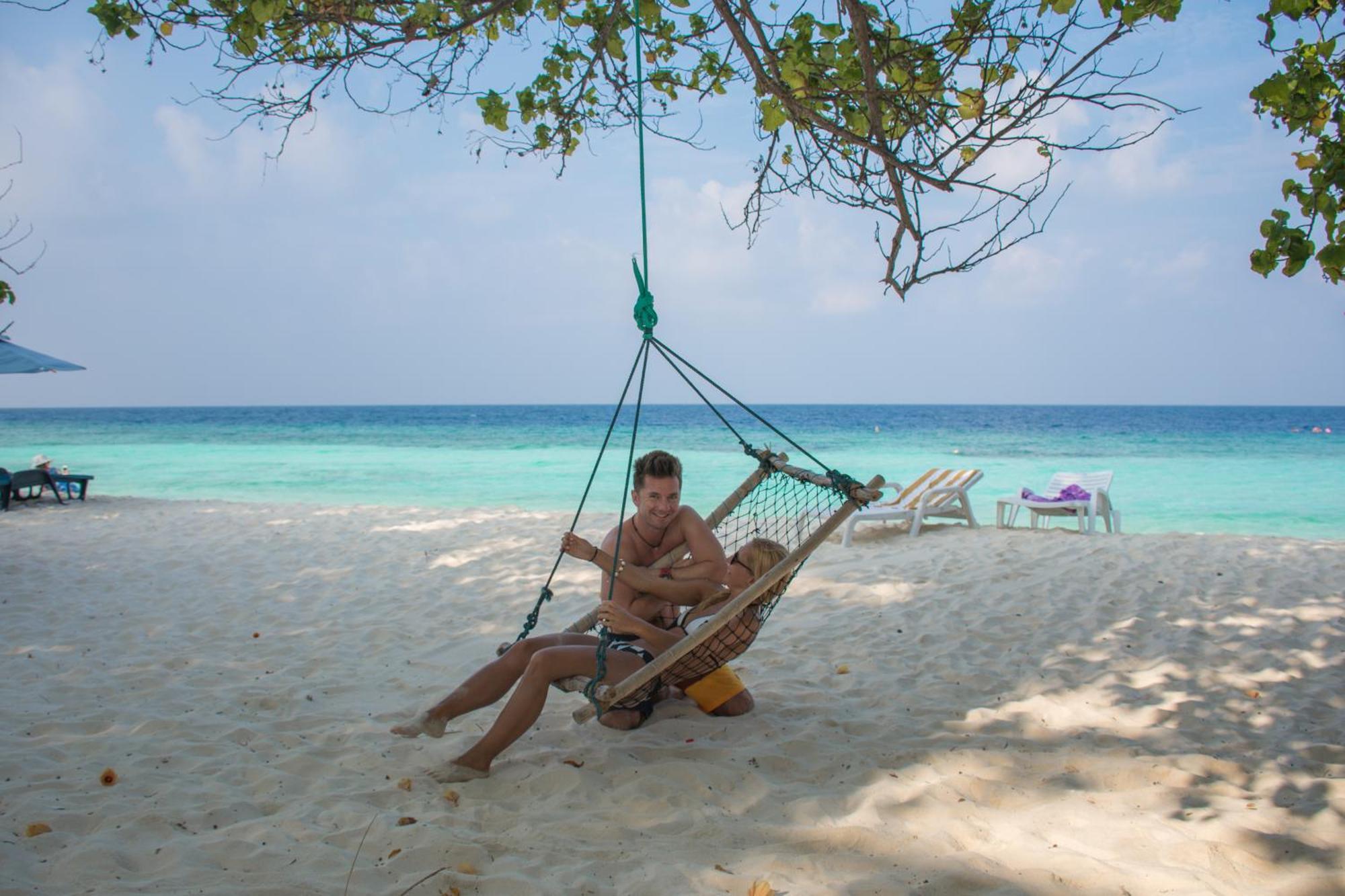 Ostrov Beach Ukulhas Exteriör bild